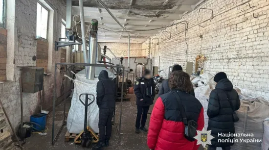 Поліція проводить обшуки в трьох областях у справі про розкрадання бюджетних коштів