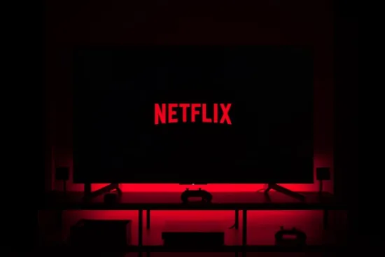 Netflix перезапускає мобільний застосунок, щоб утримати увагу користувачів у “соціальній” епосі відео