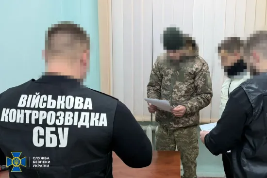 СБУ викрила інформатора РФ: військовослужбовець передавав ворогу дані про ППО біля аеродромів