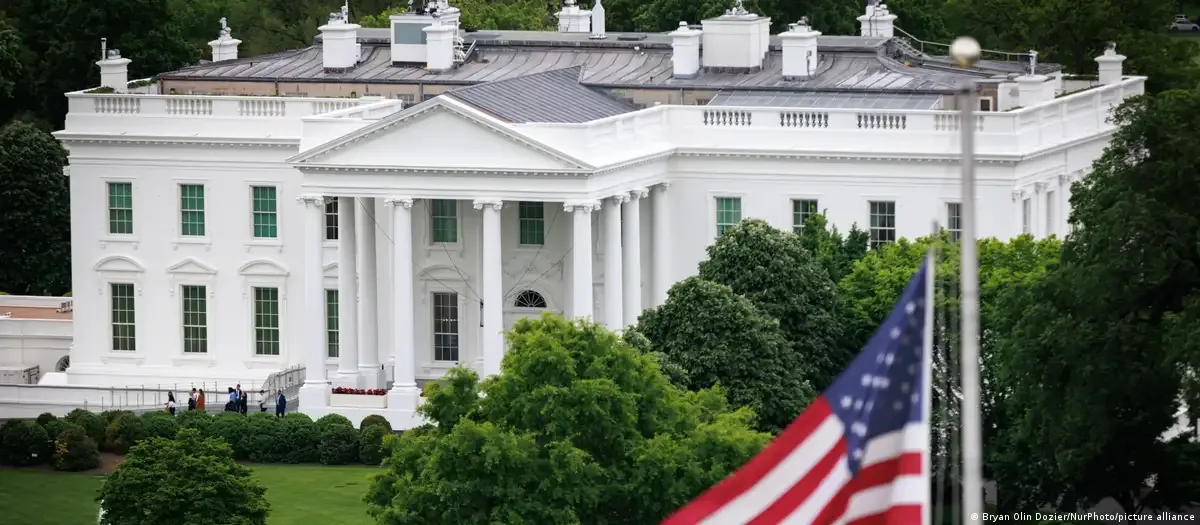 The US links security guarantees for Ukraine to a peace agreement and the Donbas issue