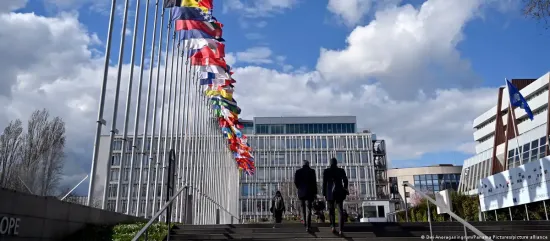 ПАРЄ закликала не примушувати Україну до територіальних поступок і посилити тиск на Росію