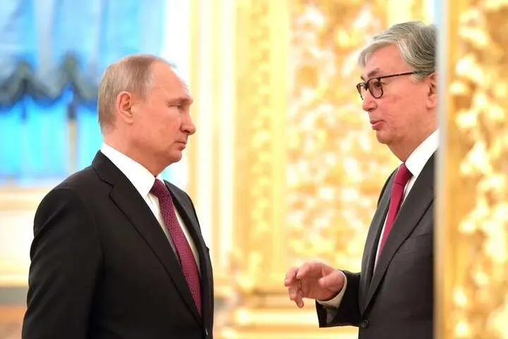 Kazakhstan tightens financial restrictions on Russians, reducing Kremlin influence
