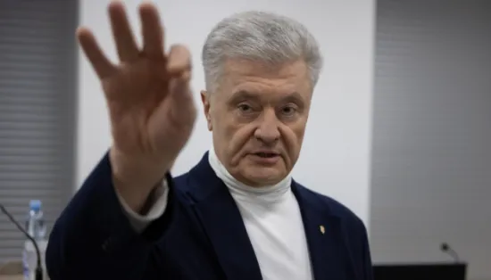 Верховний суд у березні продовжить розгляд позову Порошенка щодо санкцій РНБО