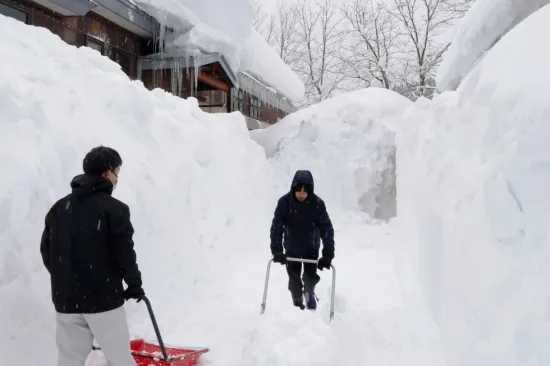 Snowstorm in northern Japan blocked roads and claimed dozens of lives