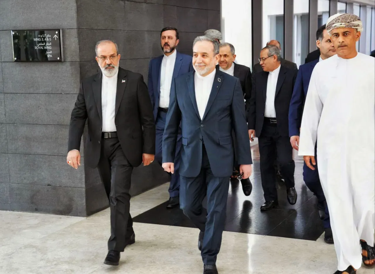 Negotiations between the US and Iran in Oman began with positive signals