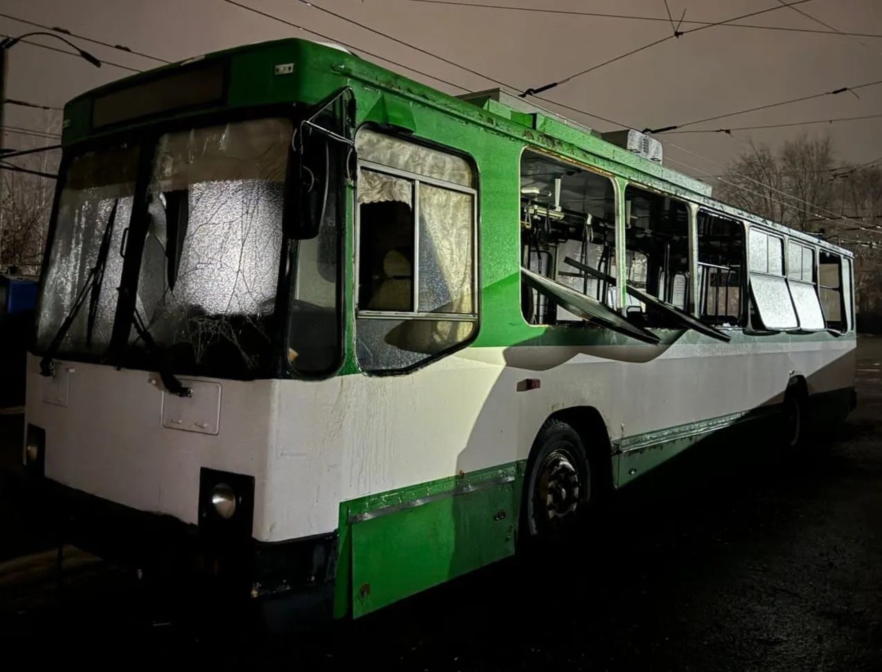 Massive attack by Russia on energy sector: Ukraine introduces emergency power cuts