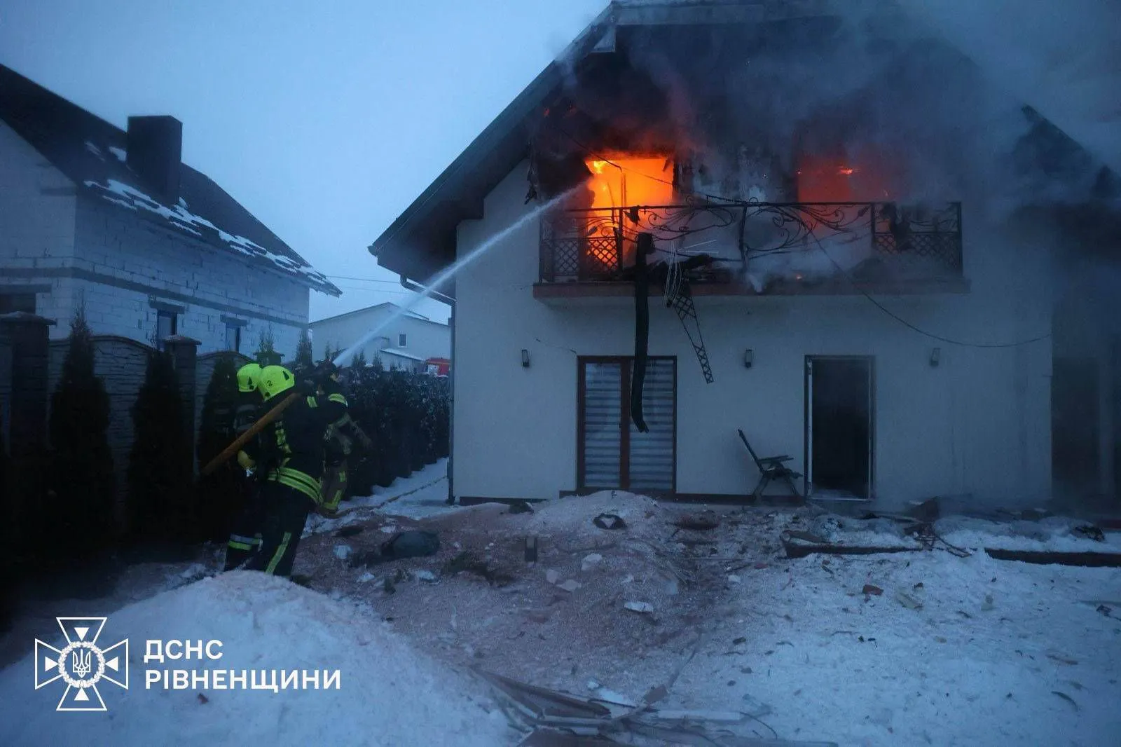 Massive attack by Russia on energy sector: Ukraine introduces emergency power cuts