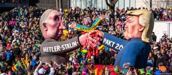 Sculptor Jacques Tillie will once again mock Putin and Trump at a carnival in Germany