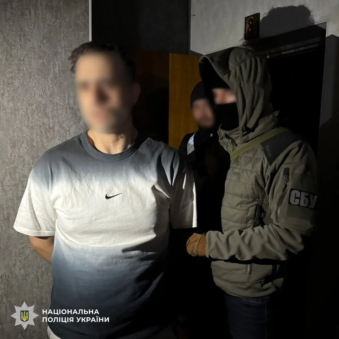 У Києві та області ліквідували міжнародний канал збуту кокаїну: затримано 16 учасників угруповання