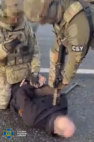 The Security Service of Ukraine detained Russian agents who blew up a van near the special services building in central Kyiv.
