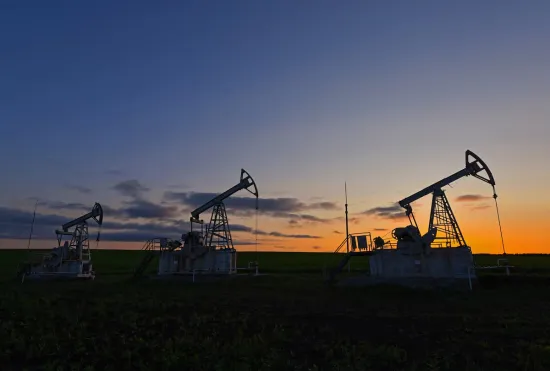 Western pressure may force Russia to cut oil production due to falling exports