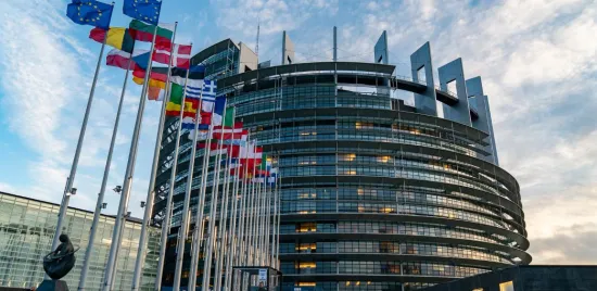 Європарламент скликає екстрене засідання через рішення Верховного суду США щодо тарифів