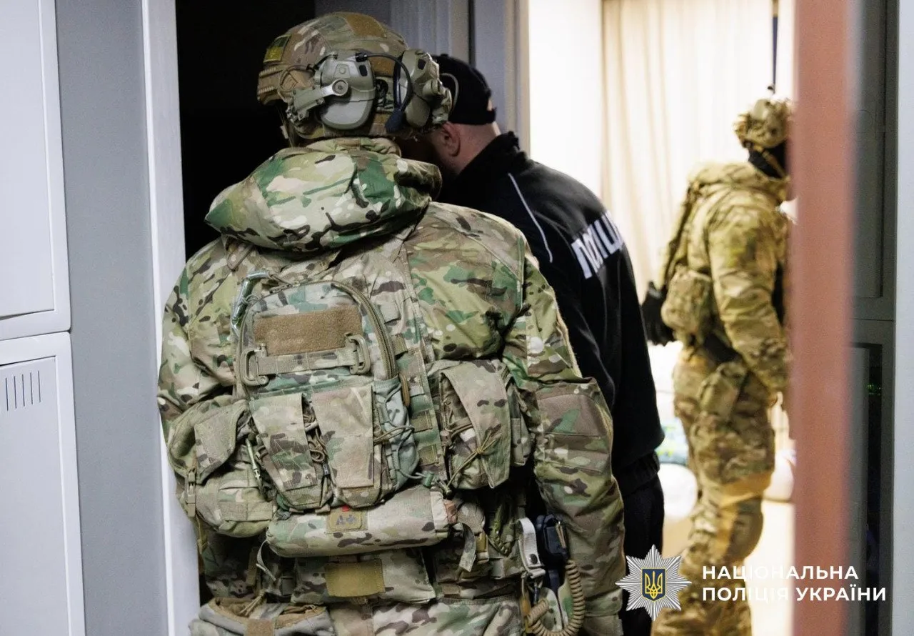The Security Service of Ukraine and the National Police have dismantled a network of crypto fraudsters in Dnipro who defrauded EU citizens