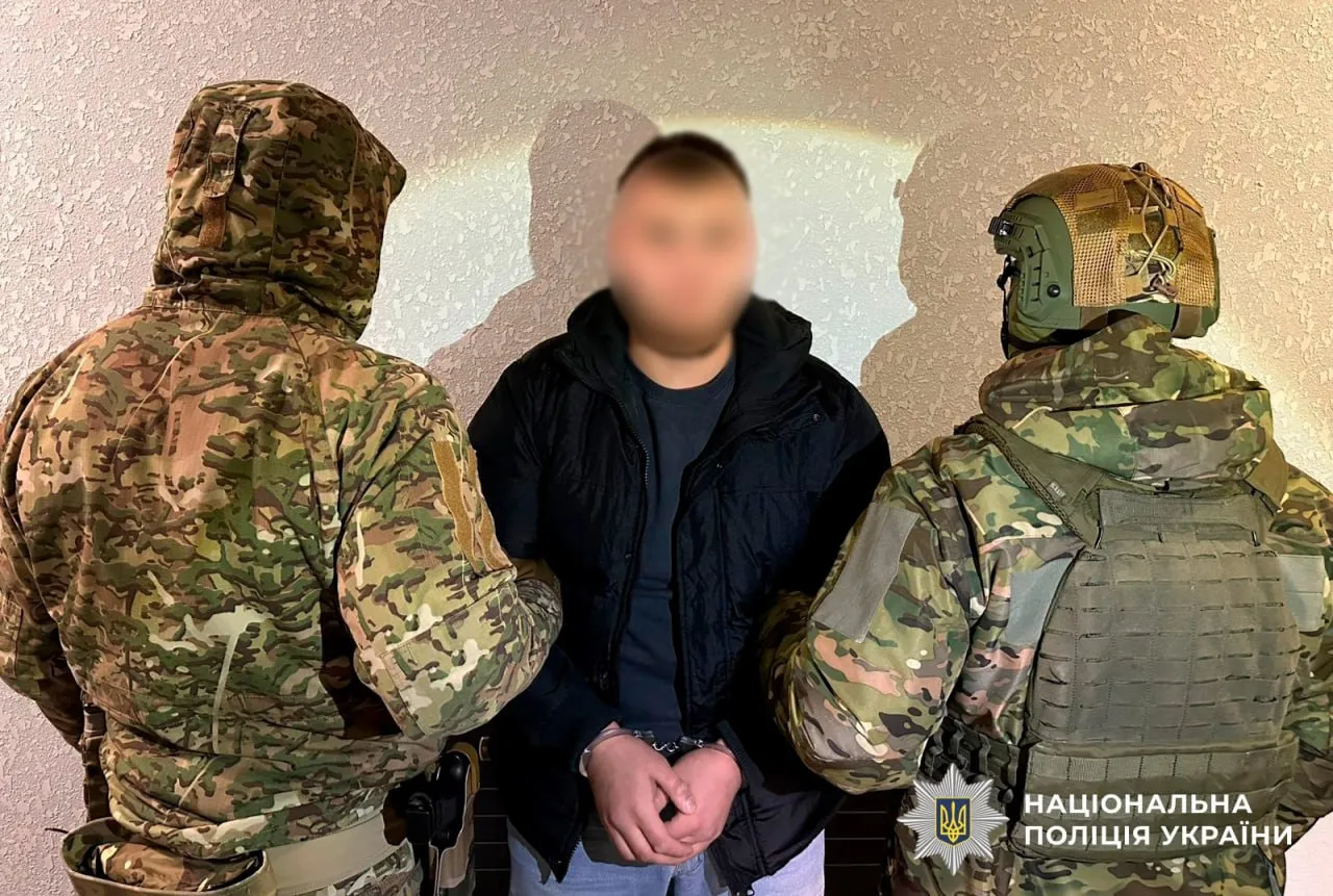 Police detained 12 members of a group created by former "overseers" of the Kyiv SIZO