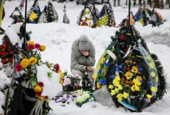 US senators introduce resolution supporting Ukraine ahead of Trump's speech