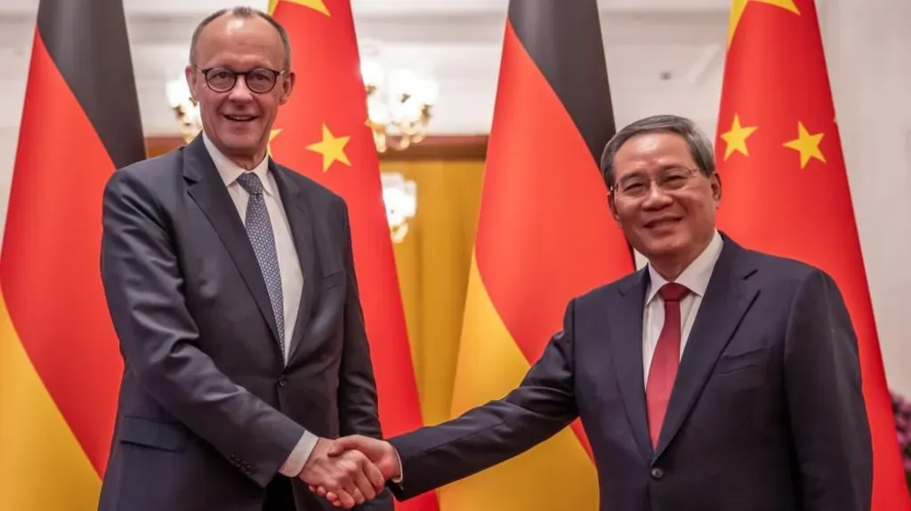 German Chancellor arrives in China to discuss war and trade imbalance