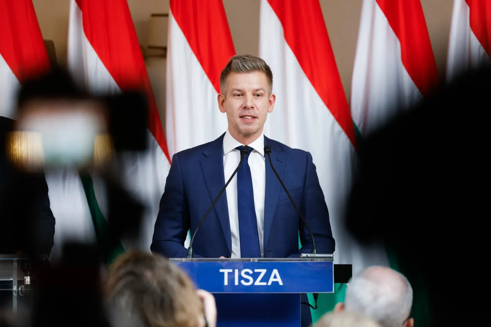 Опитування зафіксувало різке зростання підтримки партії Tisza перед виборами в Угорщині
