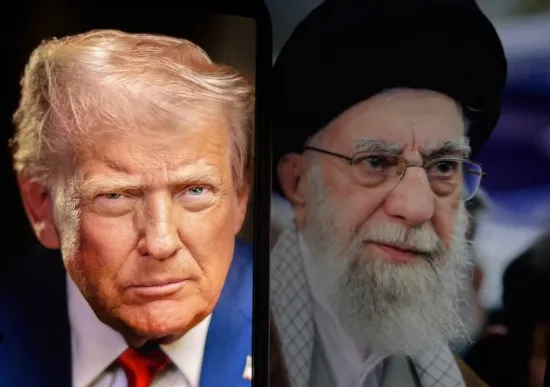 David Petraeus stated that strikes against Iran would not lead to regime change.