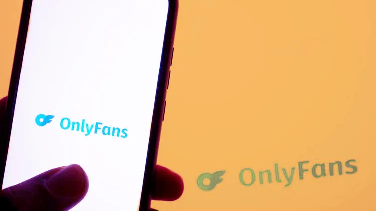 Моделі Onlyfans заборгували Україні 385 мільйонів грн - Державна податкова служба