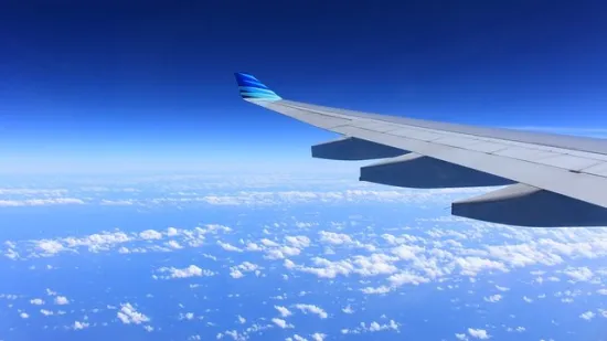 Persian Gulf countries close their airspace: airlines cancel flights en masse