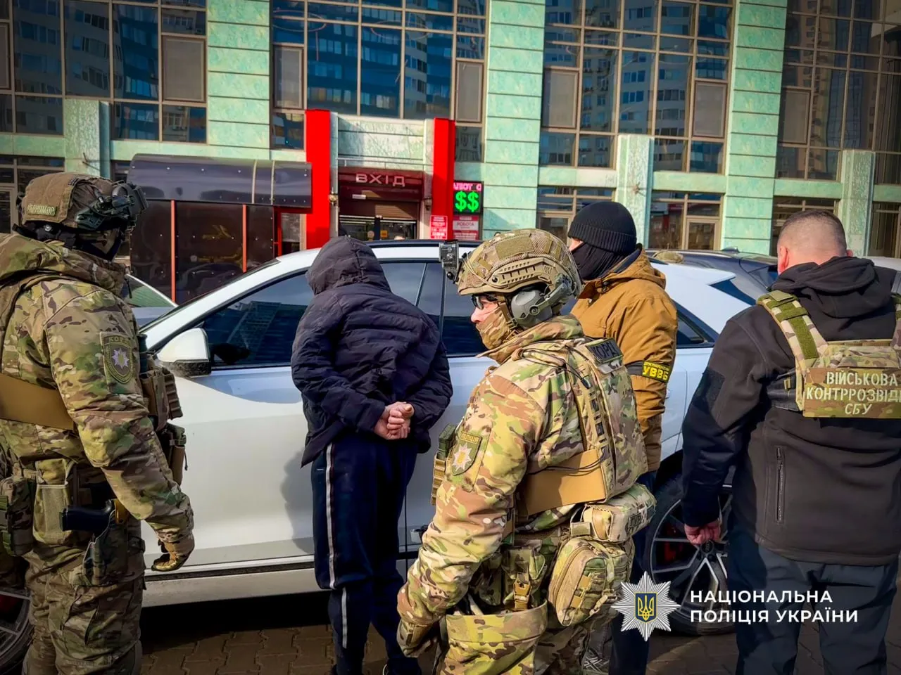 В Одесі викрили групу, яка за гроші продавала посвідчення для уникнення мобілізації