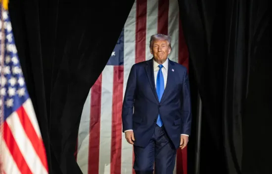Donald Trump announced the signing of the first phase of the peace plan between Israel and the Hamas group
