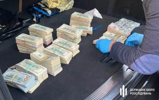 After searches by the National Anti-Corruption Bureau of Ukraine at the Volyn Customs Office, the individuals involved in the case left their jobs.