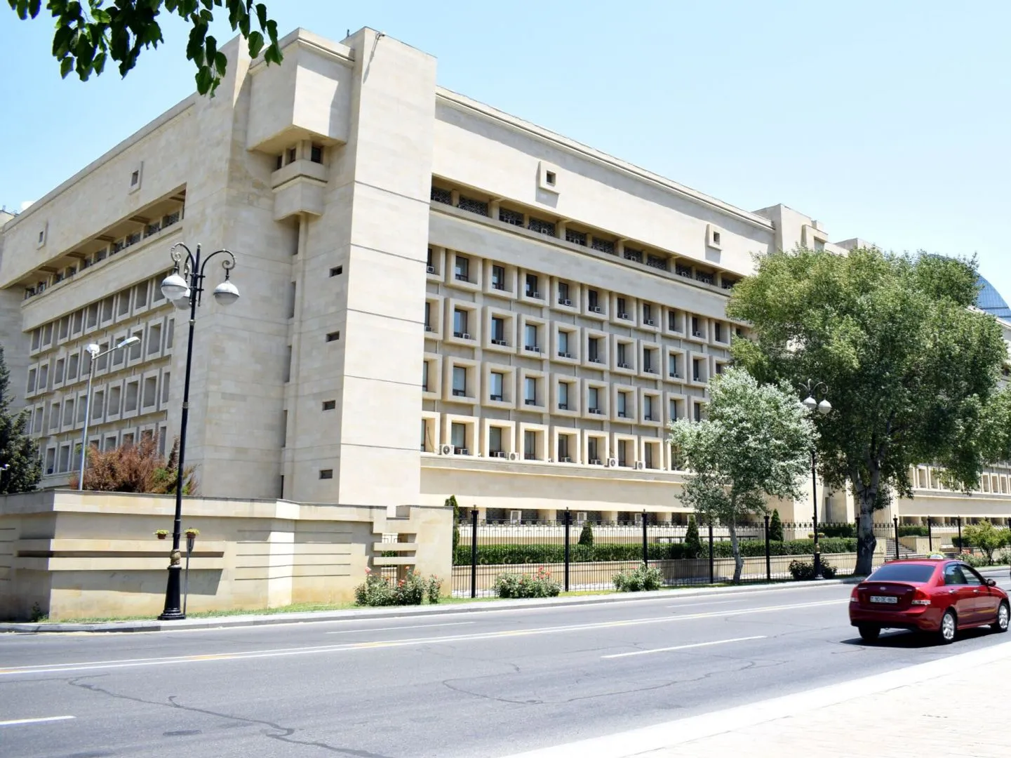 Azerbaijan announces foiling of terrorist plot: representatives of Iran's Quds Force detained