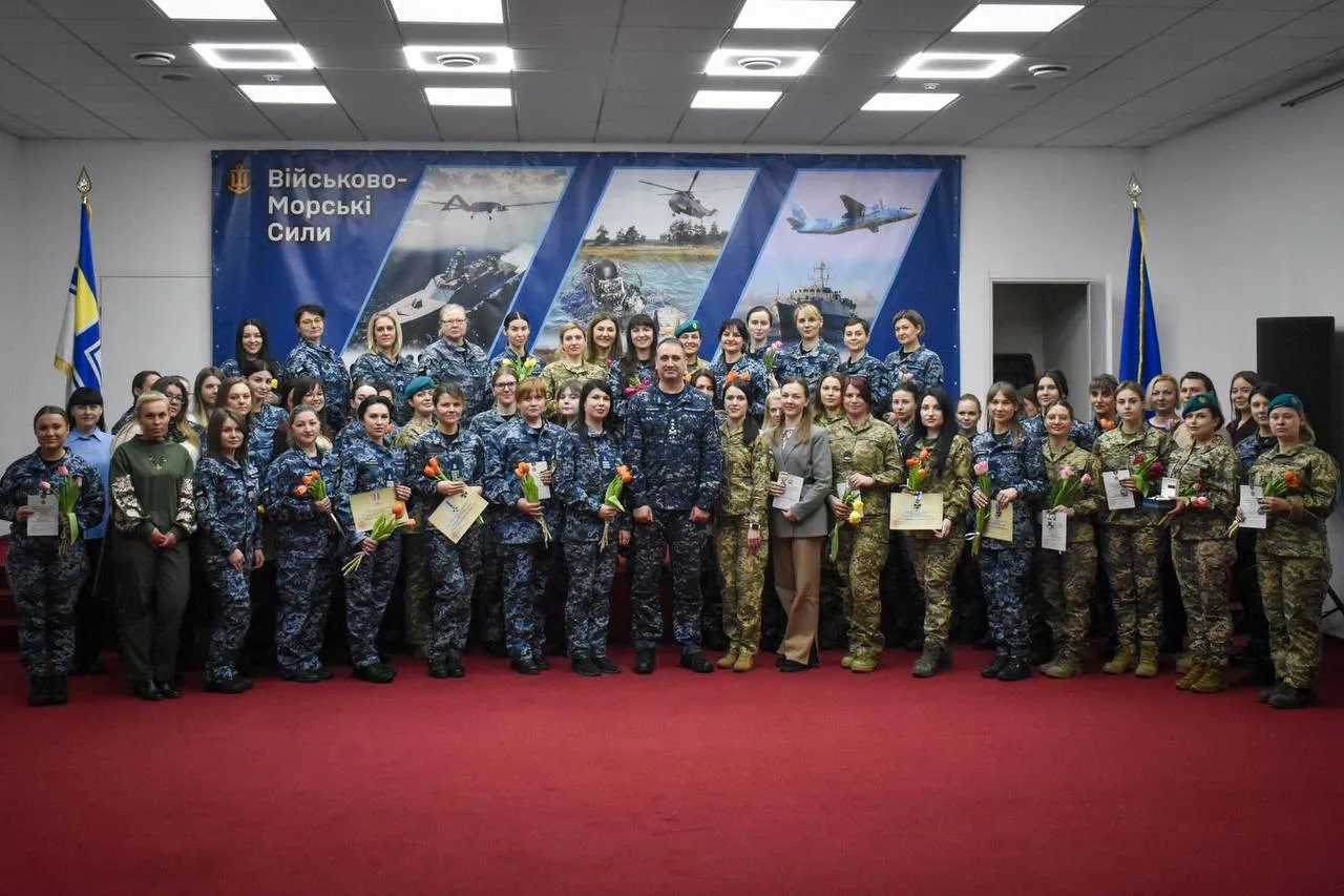 Понад 1700 військовослужбовиць ЗСУ отримали державні нагороди за час війни з Росією