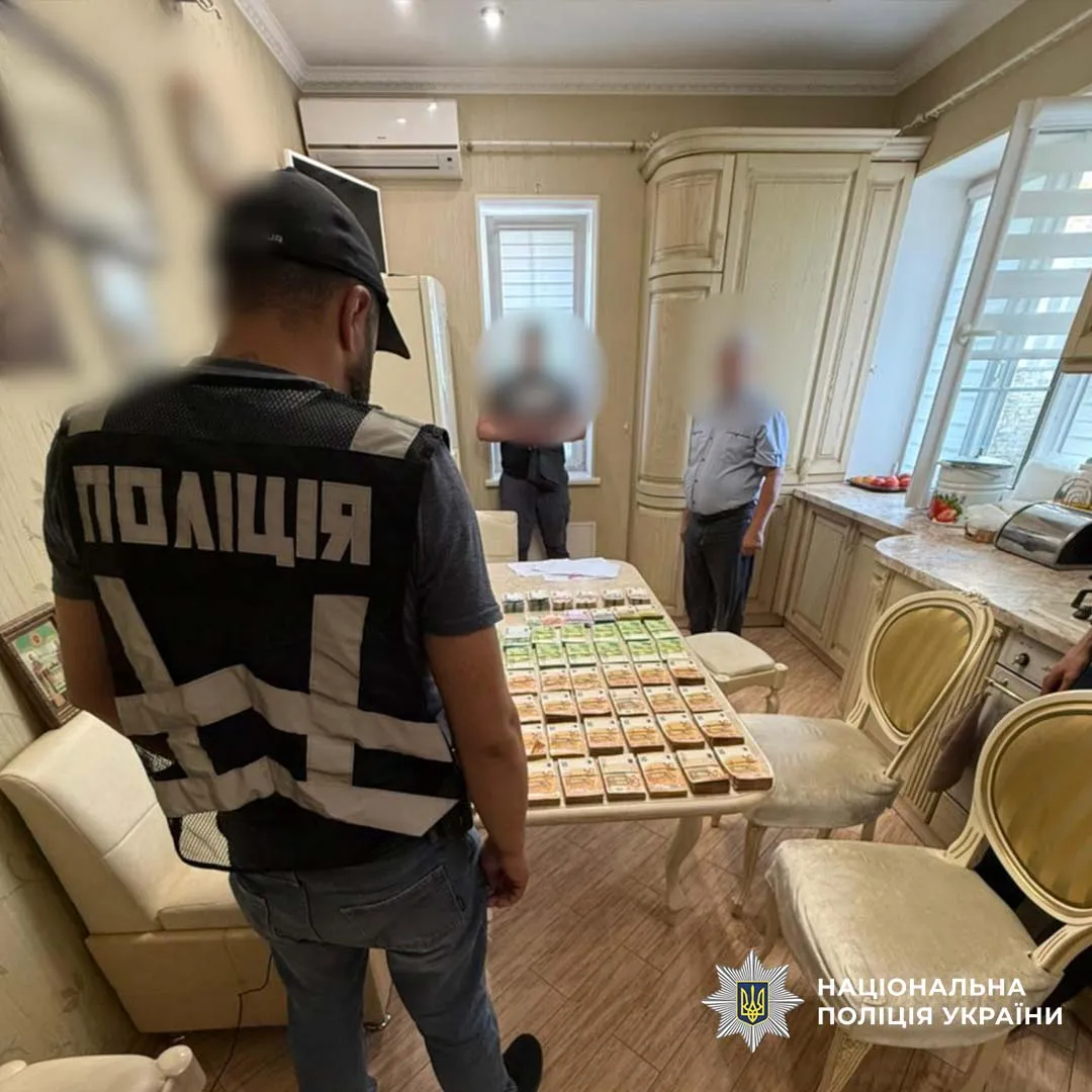 На Київщині повідомили про підозру організатору підпільного мінінафтозаводу