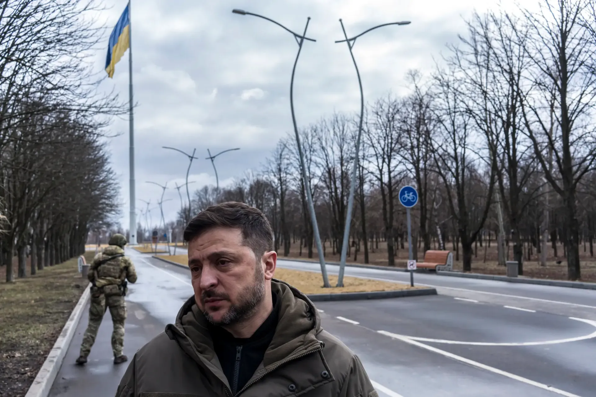 Зеленський відвідав військових на Донеччині на тлі посилення боїв на сході