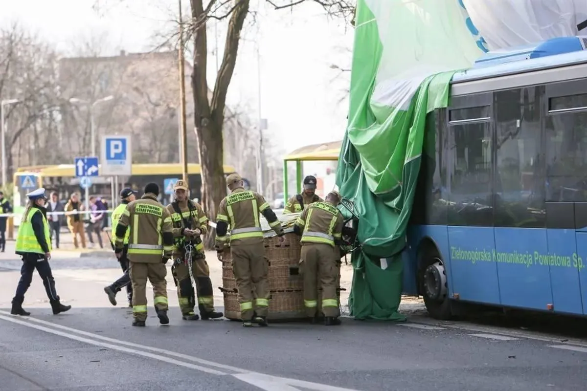 In Poland, a hot air balloon crashed into a house, causing casualties