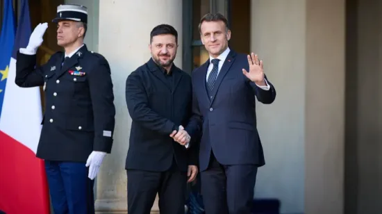 Зеленський і Макрон зустрінуться в Парижі: про що говоритимуть