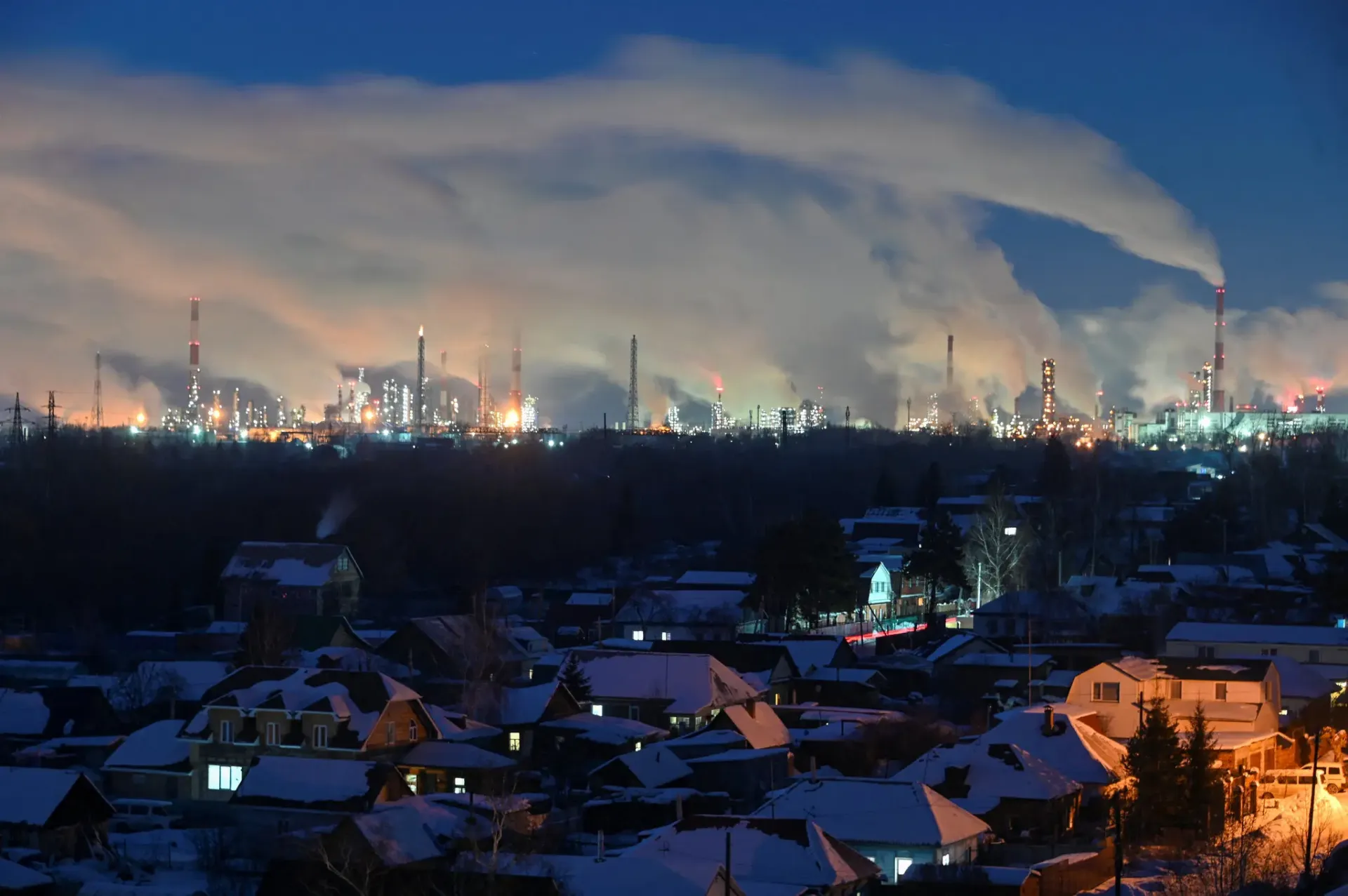 США послаблюють обмеження на російську нафту на тлі зростання цін на енергоносії