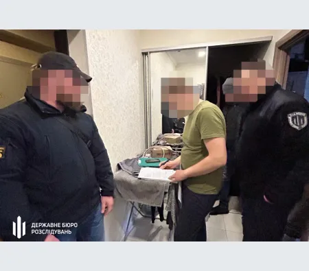 ДБР повідомило про підозру військовому, якого підозрюють у продажі безпілотників зі складу частини
